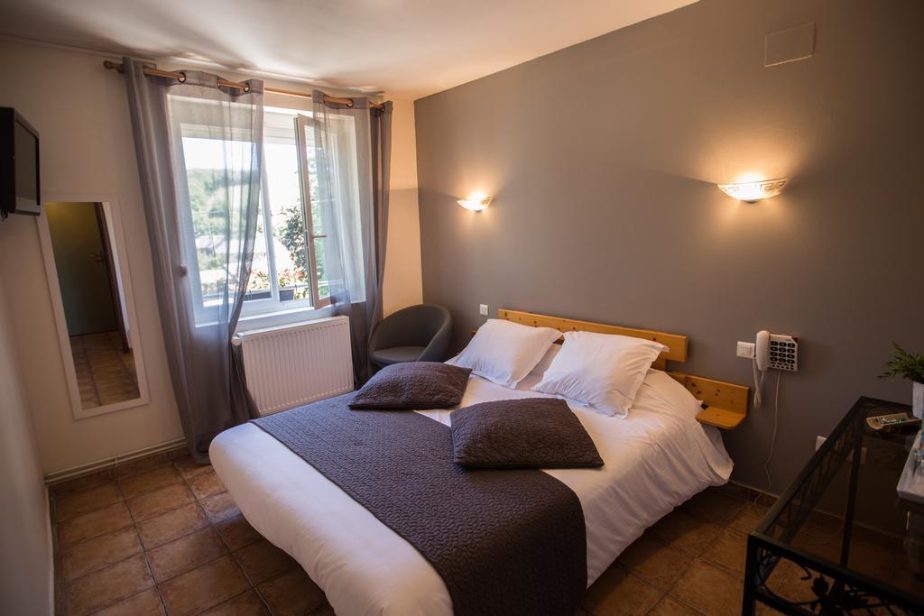Logis Hotel Restaurant Auberge De L'Espinouse Fraisse-sur-Agout Exterior foto
